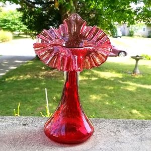 BEAUTIFUL FENTON JACK IN THE PULPIT VASE